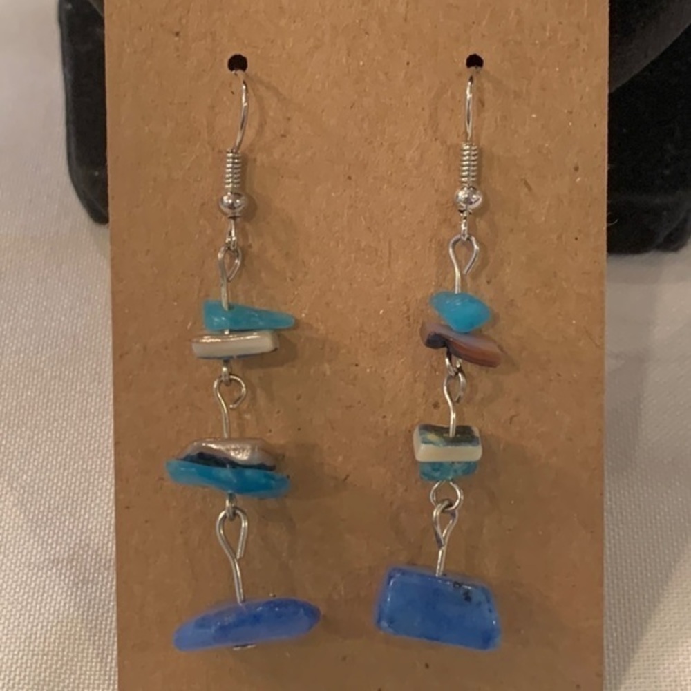 💐5/25 blue natural stone chip long dangle boho southwestern earrings